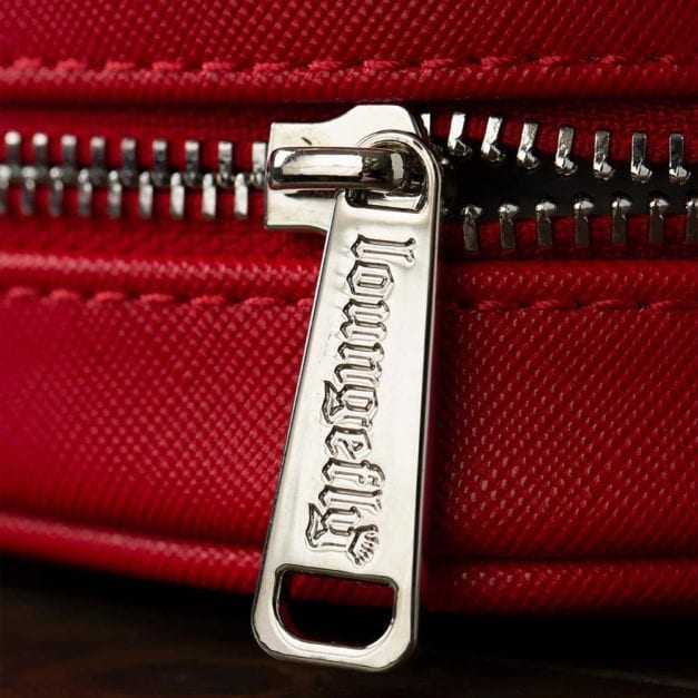 Close-up Photo of branded Loungefly zipper.